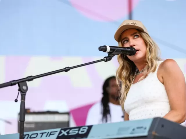 Ingrid Andress's National Anthem Performance at the Home Run Derby Ignites Social Media Buzz