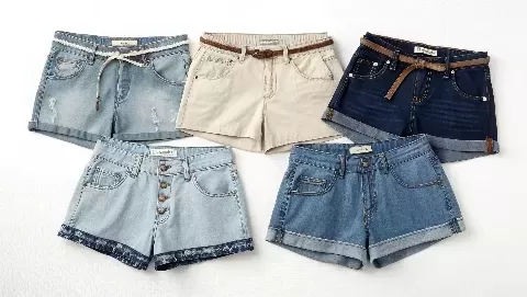 The Ultimate Women's Shorts—Showcasing Linen Styles and Frayed Denim Choices